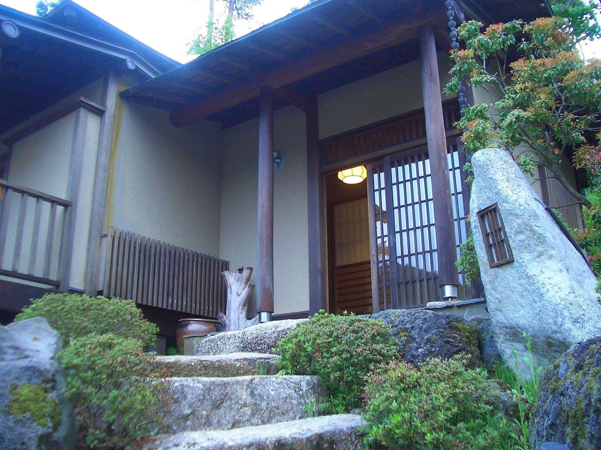 Shikitei Hotel Fujiyoshida Exterior foto